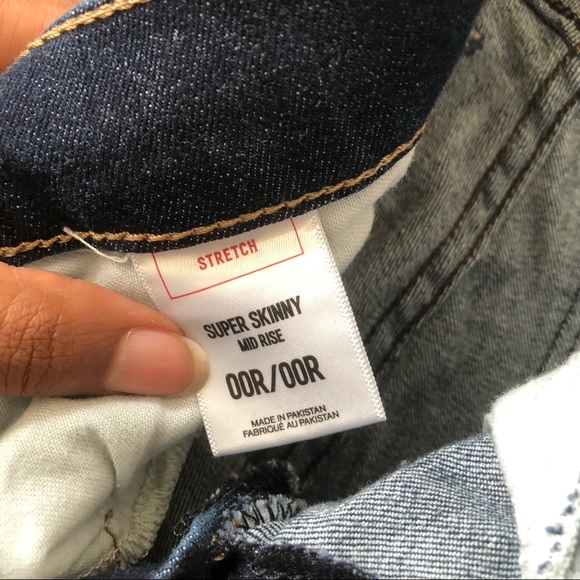Express super skinny mid rise stretch jeans. Size 00 - Picture 10 of 10